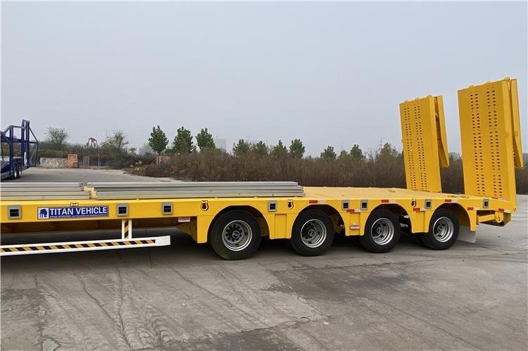 TITAN Heavy Duty 4 Low Bed Trailer for Sale Price In Guinea - Нискорамна площадка полуремарке: снимка 4 TITAN Heavy Duty 4 Low Bed Trailer for Sale Price In Guinea - Нискорамна площадка полуремарке: снимка 4