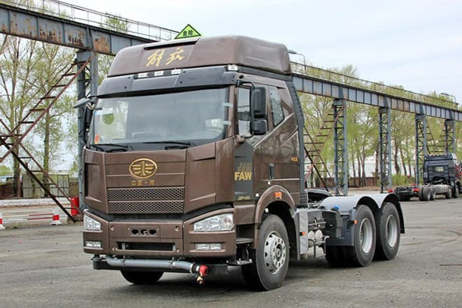 FAW Faw J6P 390 Truck New Model for Sale in Djibouti - Влекач: снимка 1 FAW Faw J6P 390 Truck New Model for Sale in Djibouti - Влекач: снимка 1