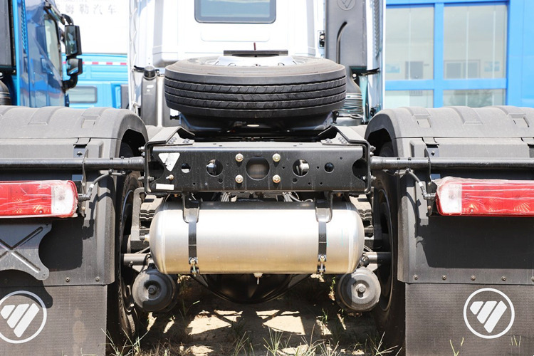 FOTON Foton 6x4 Tractor Head for Sale in Tanzania - Влекач: снимка 5 FOTON Foton 6x4 Tractor Head for Sale in Tanzania - Влекач: снимка 5