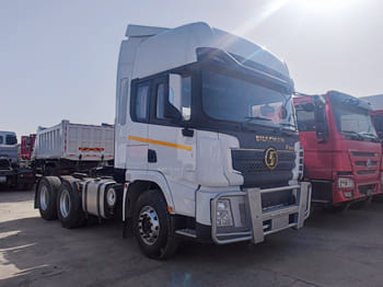 SHACMAN Shacman Trailer Truck for Sale in Sierra Leone - Влекач: снимка 1 SHACMAN Shacman Trailer Truck for Sale in Sierra Leone - Влекач: снимка 1