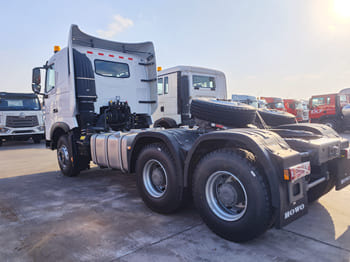 SINOTRUK 6x4 Howo Trucks for Sale in Nigeria - Влекач: снимка 3 SINOTRUK 6x4 Howo Trucks for Sale in Nigeria - Влекач: снимка 3