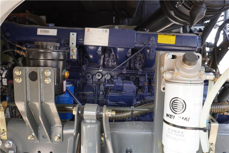 SINOTRUK Howo 430 Truck Head for Sale In Zambia - Влекач: снимка 3 SINOTRUK Howo 430 Truck Head for Sale In Zambia - Влекач: снимка 3