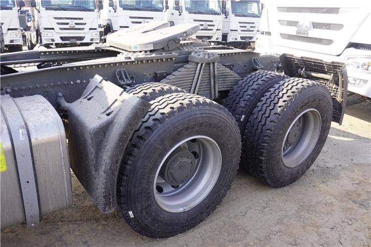 SINOTRUK Howo Truck Head Price 400HP for Sale In Guinea - Влекач: снимка 4 SINOTRUK Howo Truck Head Price 400HP for Sale In Guinea - Влекач: снимка 4