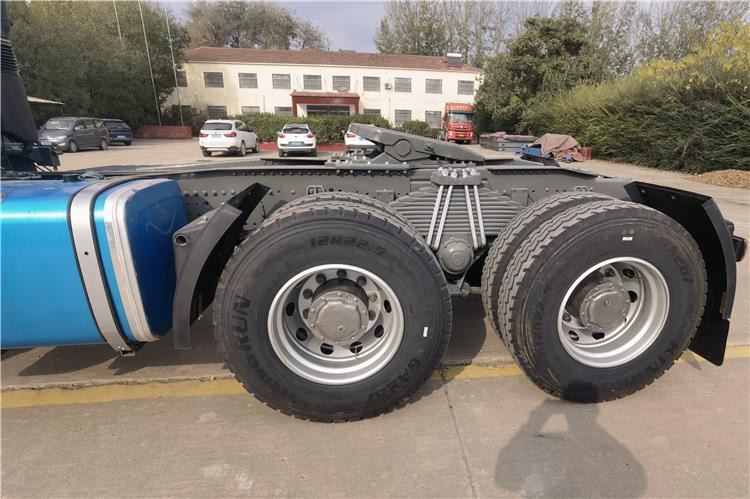 SINOTRUK Used Howo 380HP Truck Tractor for Sale In Senegal - Влекач: снимка 5 SINOTRUK Used Howo 380HP Truck Tractor for Sale In Senegal - Влекач: снимка 5