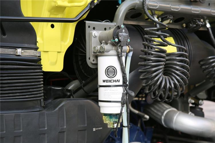 Влекач Sinotruk Used Sitrak 430 HP Truck Head for Sale In Ghana: снимка 7 Влекач Sinotruk Used Sitrak 430 HP Truck Head for Sale In Ghana: снимка 7