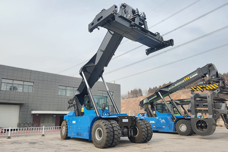XCMG Reach Stacker Container Handler for sale in Malawi - Контейнерен товарач: снимка 2 XCMG Reach Stacker Container Handler for sale in Malawi - Контейнерен товарач: снимка 2