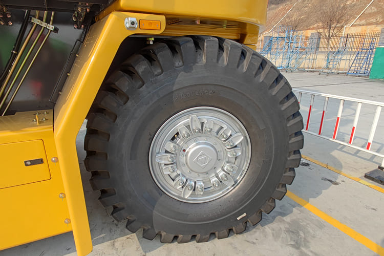 XCMG XCMG Container Reach Stacker and Container Handler Price - Контейнерен товарач: снимка 5 XCMG XCMG Container Reach Stacker and Container Handler Price - Контейнерен товарач: снимка 5