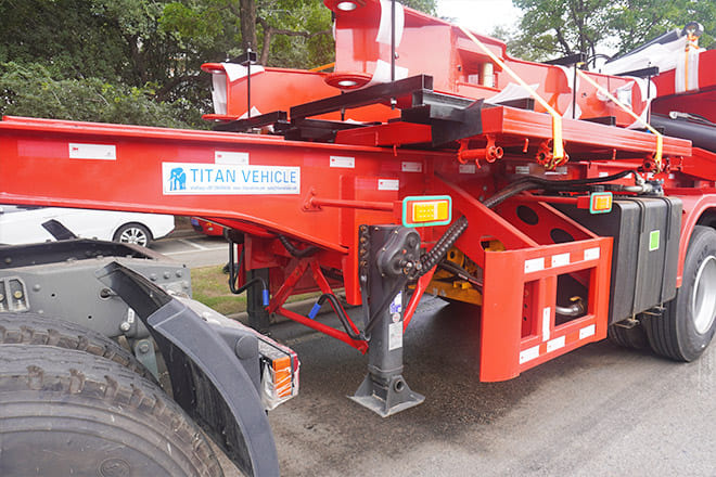 XCMG XCMG Side Loader Container Transport for Sale in Papua New Guinea - Контейнеровоз/ Сменна каросерия полуремарке: снимка 2 XCMG XCMG Side Loader Container Transport for Sale in Papua New Guinea - Контейнеровоз/ Сменна каросерия полуремарке: снимка 2