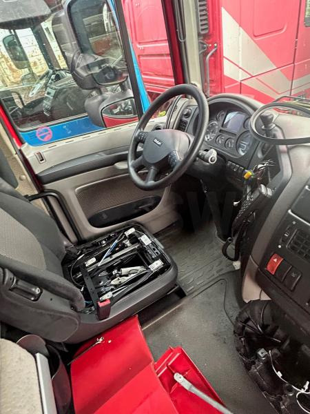 DAF XF105-460 Rouge - Кабина за Камион: снимка 5 DAF XF105-460 Rouge - Кабина за Камион: снимка 5