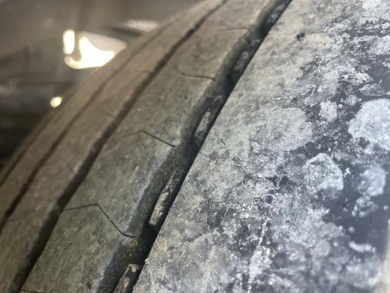 MAN TGS 35.480 - Камион с брезент: снимка 3 MAN TGS 35.480 - Камион с брезент: снимка 3