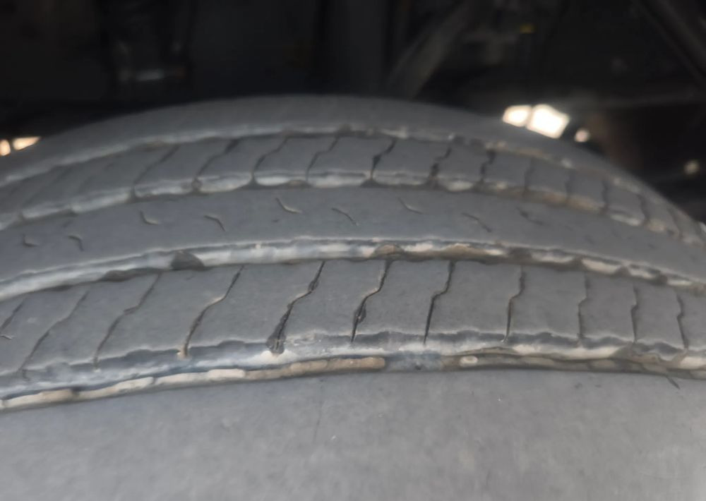 DAF LF 18.320 Kontener 20 palet - Камион фургон: снимка 3 DAF LF 18.320 Kontener 20 palet - Камион фургон: снимка 3