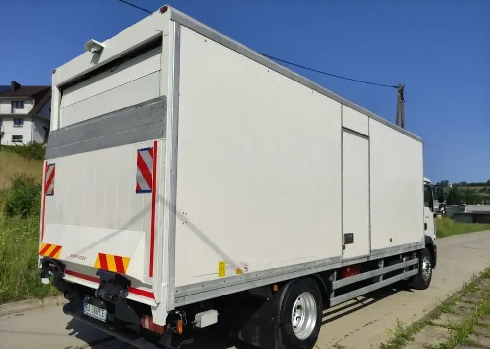 MAN TGM 15.290 kontener , winda - Камион фургон: снимка 5 MAN TGM 15.290 kontener , winda - Камион фургон: снимка 5