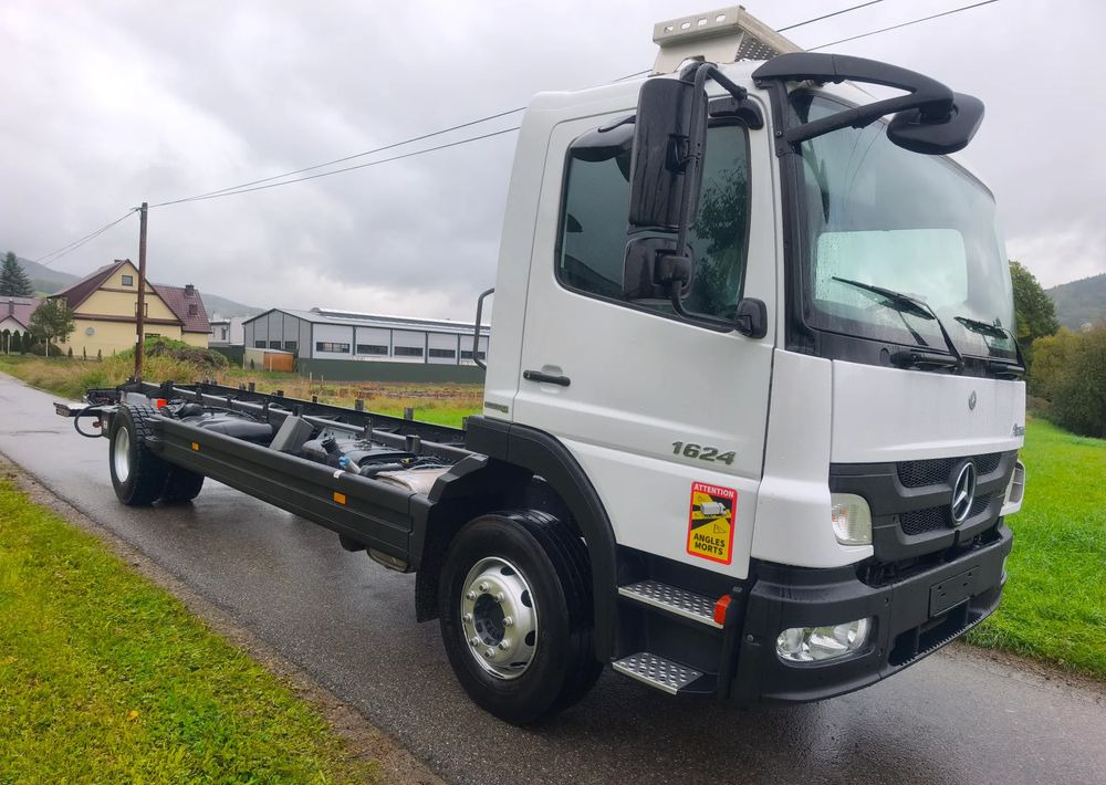 Mercedes-Benz Atego 1624 rama do zabudowy - Шаси кабина: снимка 2 Mercedes-Benz Atego 1624 rama do zabudowy - Шаси кабина: снимка 2