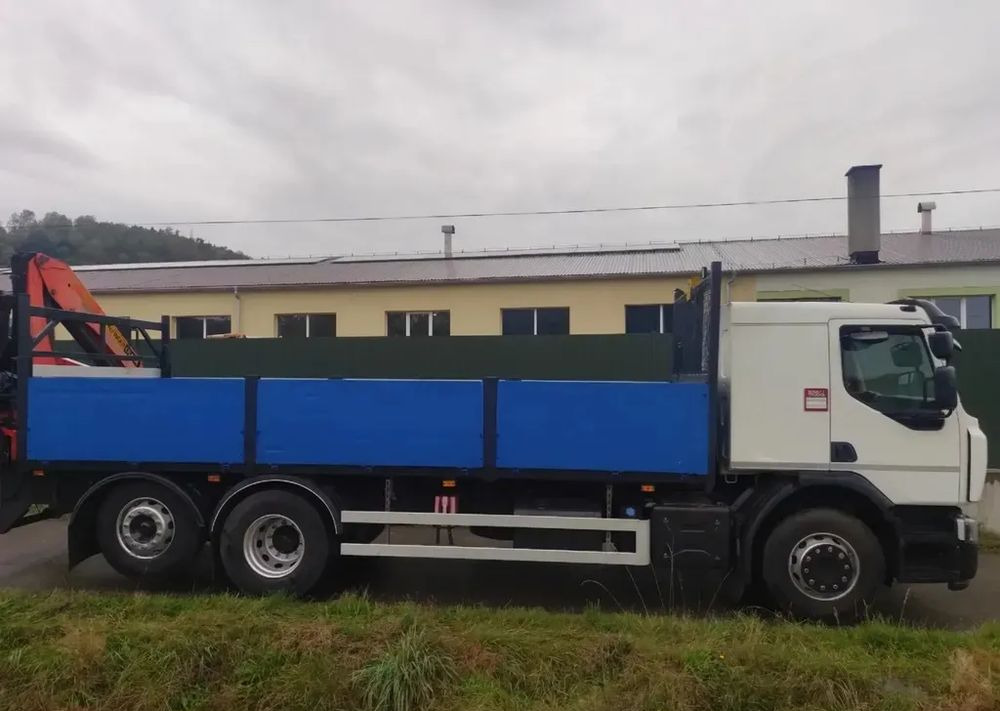 Renault D 26.320 6x2 podwozie do zabudowy - Шаси кабина: снимка 4 Renault D 26.320 6x2 podwozie do zabudowy - Шаси кабина: снимка 4