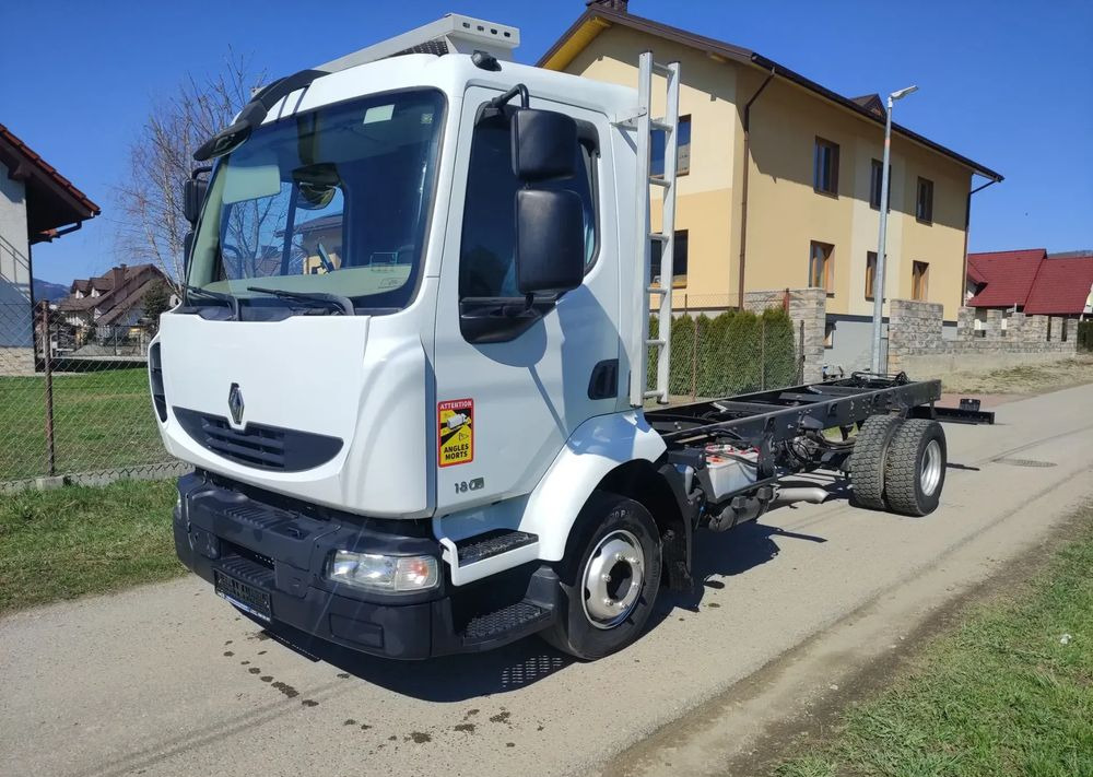 Renault Gama Midlum DXI 12.180 rama do zabudowy - Шаси кабина: снимка 1 Renault Gama Midlum DXI 12.180 rama do zabudowy - Шаси кабина: снимка 1