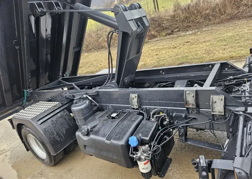 Renault Midlum 220 Dxi wywrot wywrotka kiper blokada - Самосвал камион: снимка 5 Renault Midlum 220 Dxi wywrot wywrotka kiper blokada - Самосвал камион: снимка 5