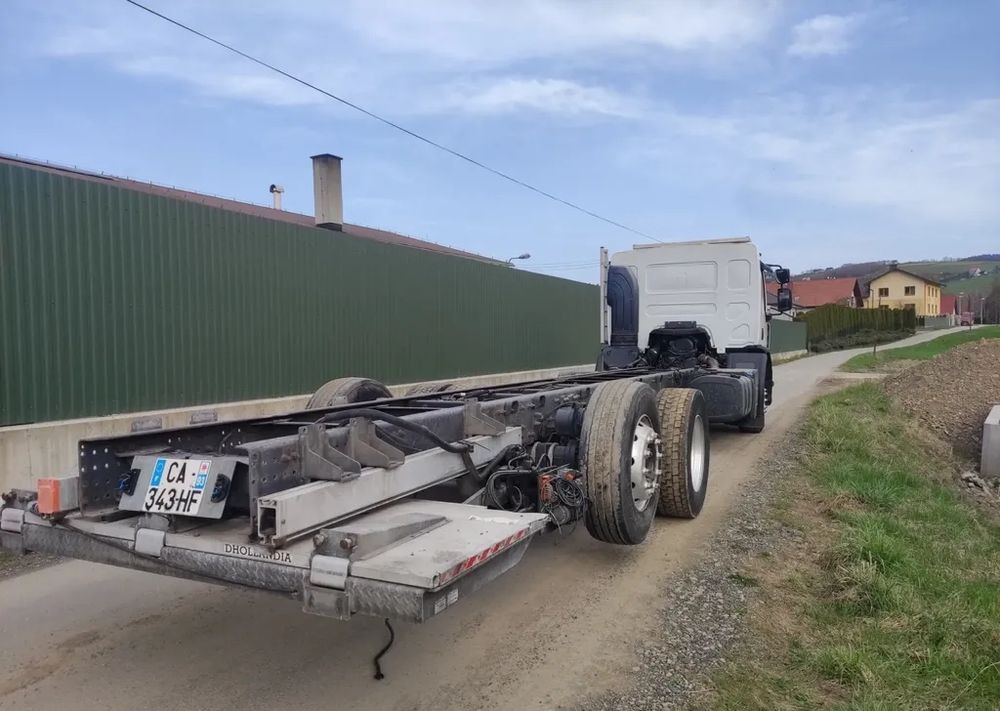 Renault Premium 26.380 Dxi 6x2 rama do zabudowy - Шаси кабина: снимка 3 Renault Premium 26.380 Dxi 6x2 rama do zabudowy - Шаси кабина: снимка 3