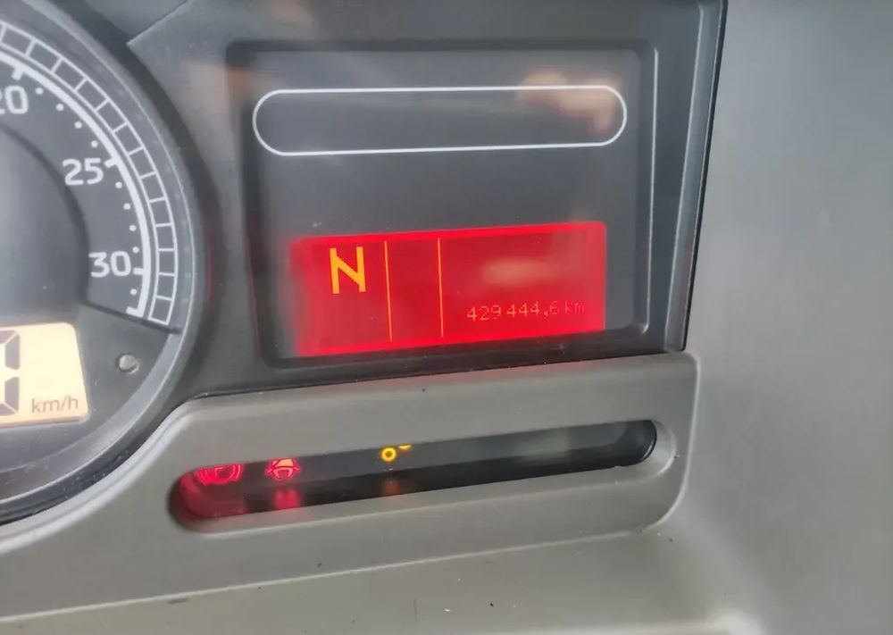 Renault Premium 26.380 Dxi 6x2 rama do zabudowy - Шаси кабина: снимка 5 Renault Premium 26.380 Dxi 6x2 rama do zabudowy - Шаси кабина: снимка 5