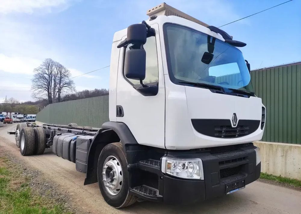 Renault Premium 26.380 Dxi 6x2 rama do zabudowy - Шаси кабина: снимка 1 Renault Premium 26.380 Dxi 6x2 rama do zabudowy - Шаси кабина: снимка 1