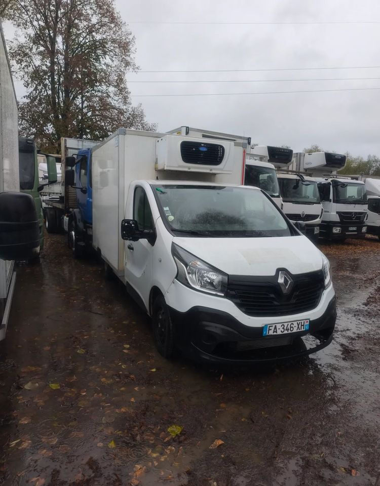 Renault Trafic 1,6DCI rama do zabudowy, - Шаси кабина: снимка 2 Renault Trafic 1,6DCI rama do zabudowy, - Шаси кабина: снимка 2