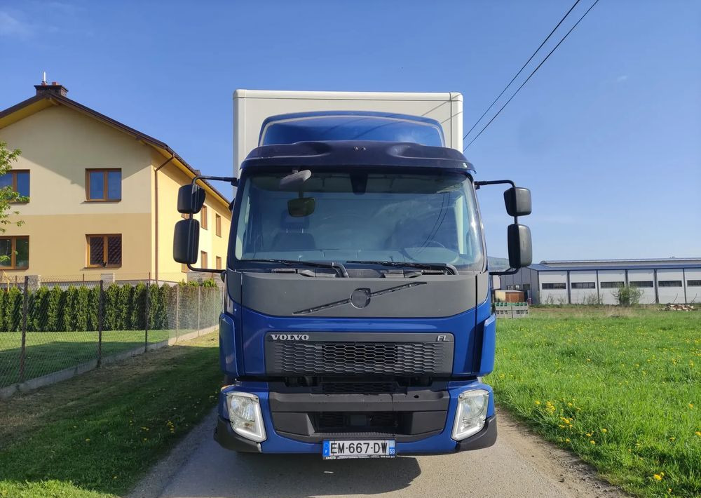 Volvo FL 12.240 klima blokada kontener 18 pal kurierka - Камион фургон: снимка 4 Volvo FL 12.240 klima blokada kontener 18 pal kurierka - Камион фургон: снимка 4