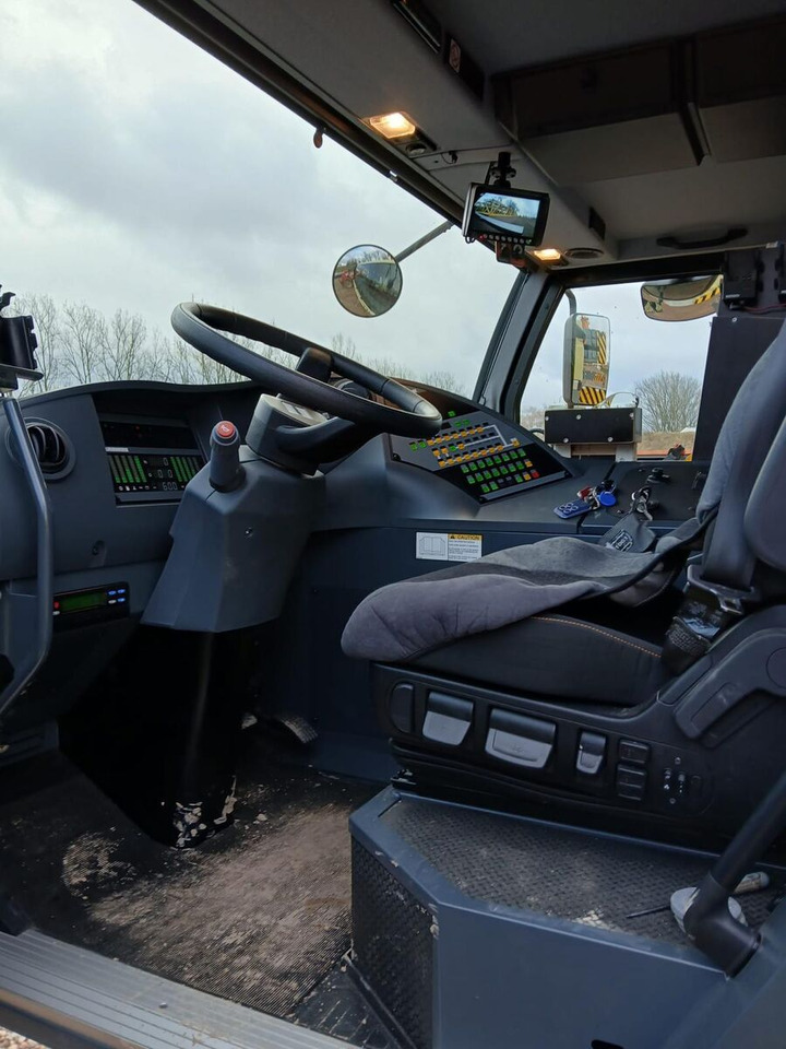 Автокран Liebherr Liebherr LTM 1300-6.3: снимка 10 Автокран Liebherr Liebherr LTM 1300-6.3: снимка 10