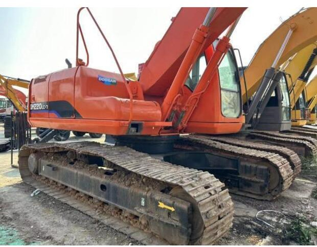 Верижен багер 2019 Doosan DH220-7: снимка 9