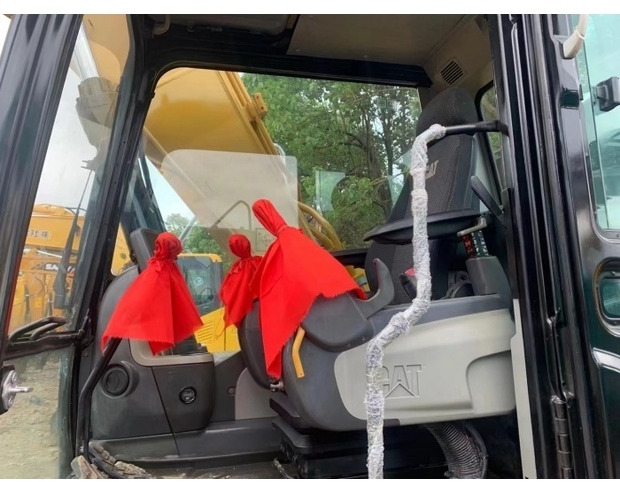 Верижен багер 2021 Caterpillar 318D2: снимка 9