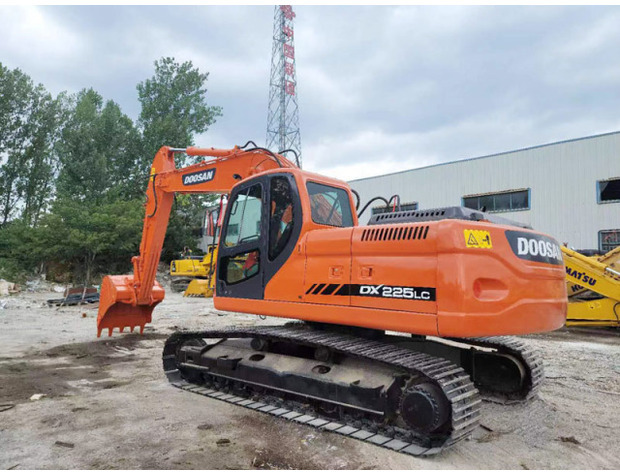 2022 Doosan DX225LC - Верижен багер: снимка 3 2022 Doosan DX225LC - Верижен багер: снимка 3