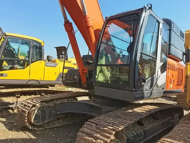 2022 Hitachi ZX240 - Верижен багер: снимка 4 2022 Hitachi ZX240 - Верижен багер: снимка 4
