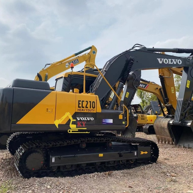 2023 Volvo EC210 - Верижен багер: снимка 2 2023 Volvo EC210 - Верижен багер: снимка 2