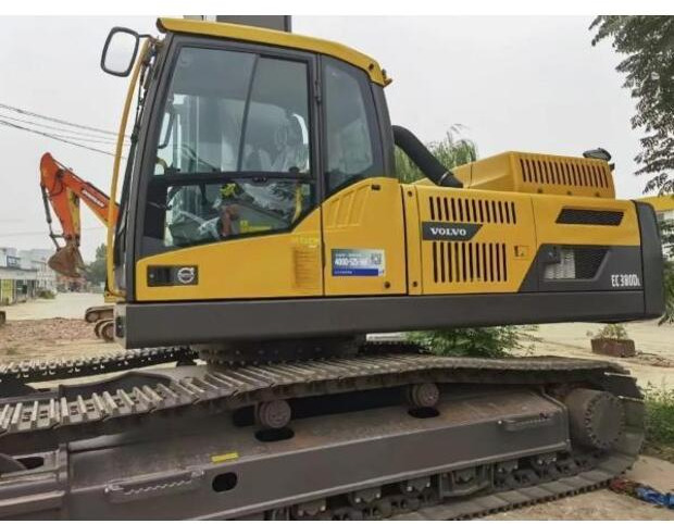 2023 Volvo EC380 - Верижен багер: снимка 1 2023 Volvo EC380 - Верижен багер: снимка 1