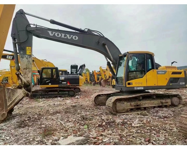 2024 Volvo EC220 - Верижен багер: снимка 3 2024 Volvo EC220 - Верижен багер: снимка 3