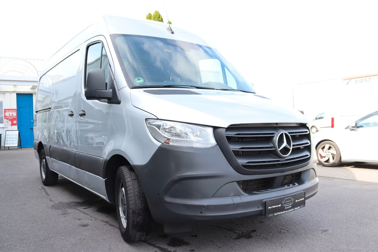Mercedes Benz Sprinter - Товарен бус: снимка 3 Mercedes Benz Sprinter - Товарен бус: снимка 3