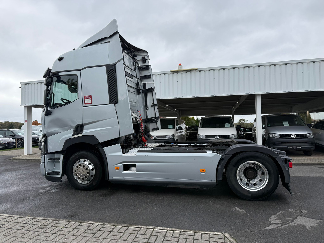 RENAULT T - Влекач: снимка 4 RENAULT T - Влекач: снимка 4