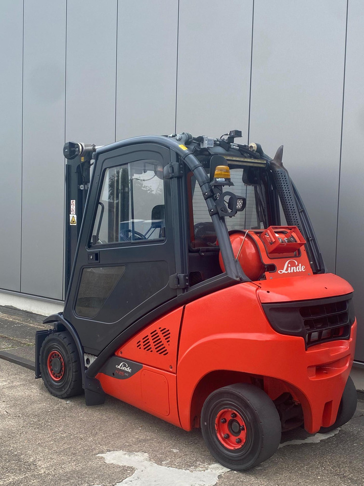 Linde Linde H 25 T - 6-372 h - Seitenschieber - - Газокар: снимка 2 Linde Linde H 25 T - 6-372 h - Seitenschieber - - Газокар: снимка 2