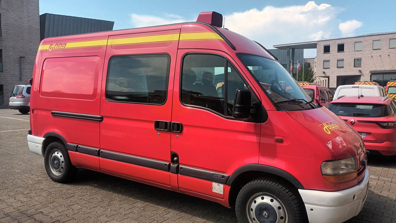 A vendre RENAULT MASTER. - Товарен бус, Бус с двойна кабина: снимка 1 A vendre RENAULT MASTER. - Товарен бус, Бус с двойна кабина: снимка 1