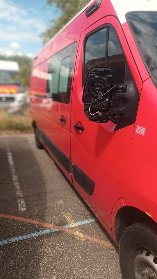 A vendre RENAULT MASTER année 2012. - Линейка: снимка 4 A vendre RENAULT MASTER année 2012. - Линейка: снимка 4