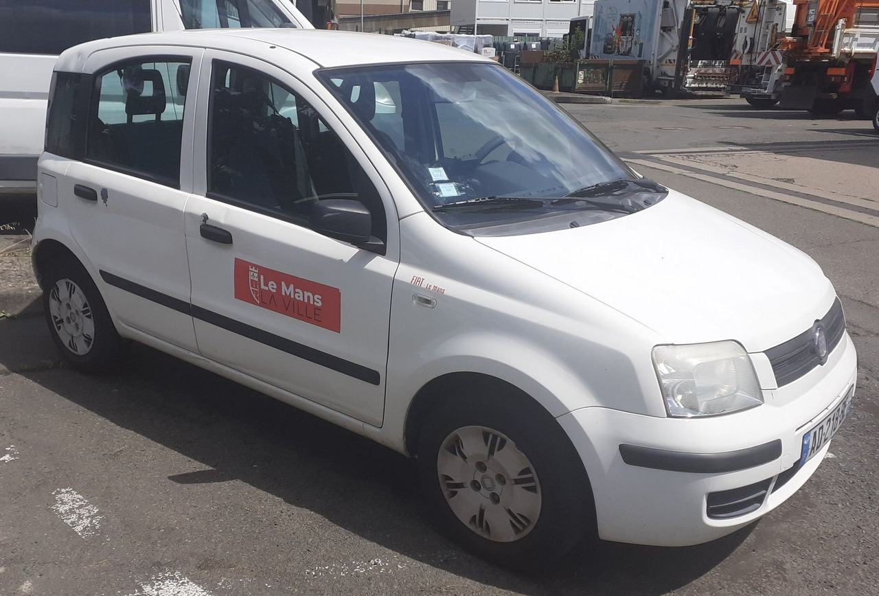 AD-218-BE - FIAT Panda 1.2 Dynamic - Лек автомобил: снимка 4 AD-218-BE - FIAT Panda 1.2 Dynamic - Лек автомобил: снимка 4