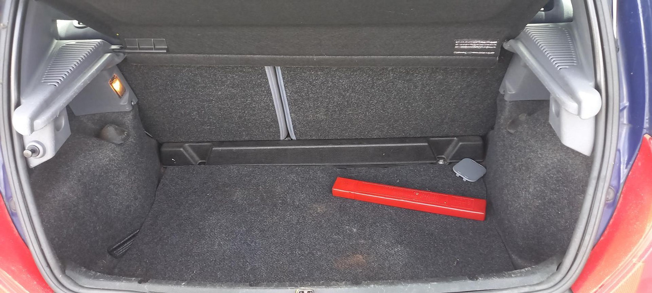 CLIO SANS CONTROLE TECHNIQUE - Лек автомобил: снимка 2 CLIO SANS CONTROLE TECHNIQUE - Лек автомобил: снимка 2