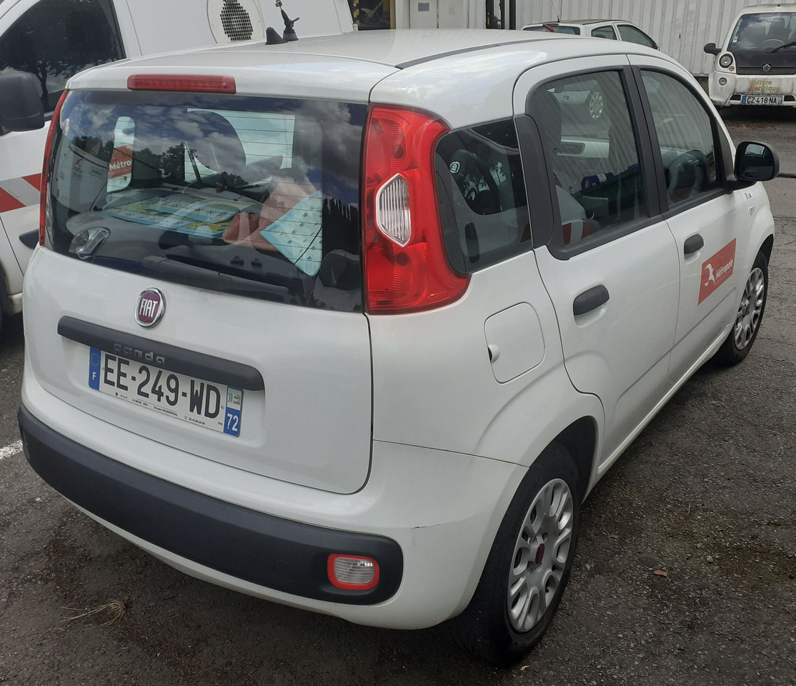 EE-249-72 - FIAT Panda Easy 1.2 - Лек автомобил: снимка 4 EE-249-72 - FIAT Panda Easy 1.2 - Лек автомобил: снимка 4