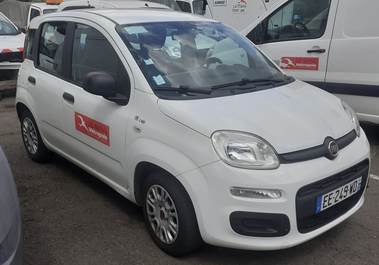 EE-249-72 - FIAT Panda Easy 1.2 - Лек автомобил: снимка 1 EE-249-72 - FIAT Panda Easy 1.2 - Лек автомобил: снимка 1