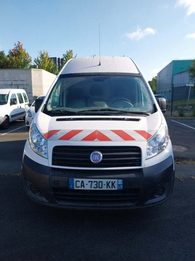 Fiat Scudo. Contrôle technique défavorable pour défaillance - Товарен бус, Комунална/ Специална техника: снимка 1 Fiat Scudo. Contrôle technique défavorable pour défaillance - Товарен бус, Комунална/ Специална техника: снимка 1