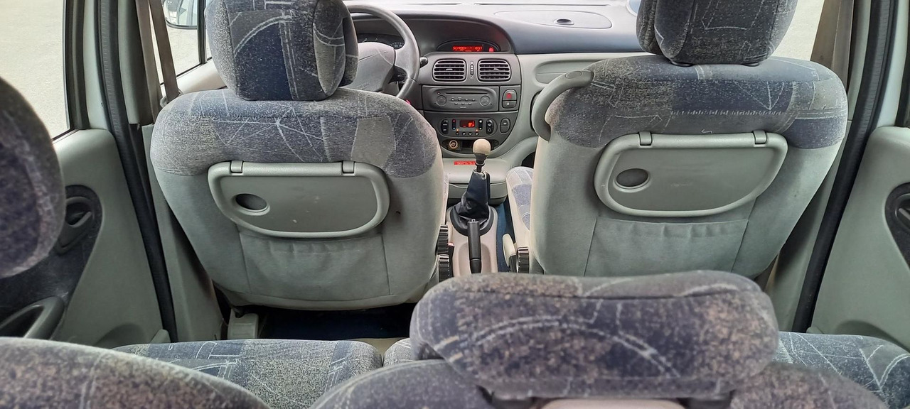 MEGANE ESSENCE (241) - Лек автомобил: снимка 2 MEGANE ESSENCE (241) - Лек автомобил: снимка 2