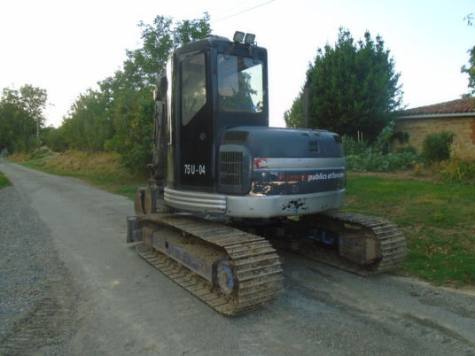 Hitachi ex75-3 - Мини багер: снимка 3 Hitachi ex75-3 - Мини багер: снимка 3