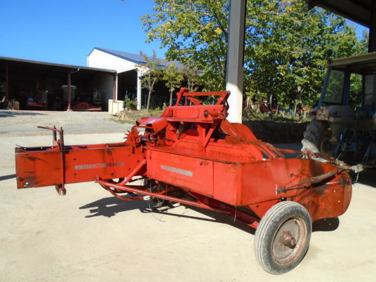 Massey Ferguson 10-8 - Сламопреса за квадратни бали: снимка 5 Massey Ferguson 10-8 - Сламопреса за квадратни бали: снимка 5