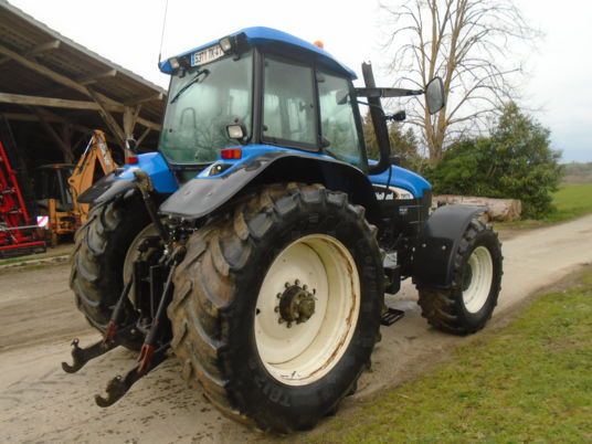 New Holland tm175 - Трактор: снимка 3 New Holland tm175 - Трактор: снимка 3