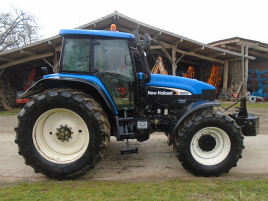 New Holland tm175 - Трактор: снимка 1 New Holland tm175 - Трактор: снимка 1