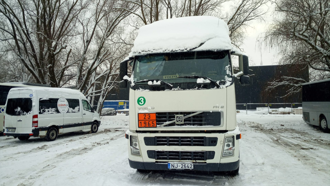 LPG ADR unit for sale. LDS NG-50 sold together with a Volvo FH truck - Полуремарке цистерна: снимка 3 LPG ADR unit for sale. LDS NG-50 sold together with a Volvo FH truck - Полуремарке цистерна: снимка 3