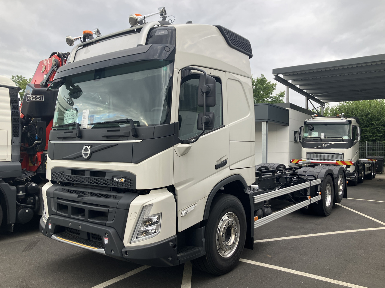 VOLVO FMX 540 6x2 Globetrotter Chassis - Шаси кабина: снимка 1 VOLVO FMX 540 6x2 Globetrotter Chassis - Шаси кабина: снимка 1